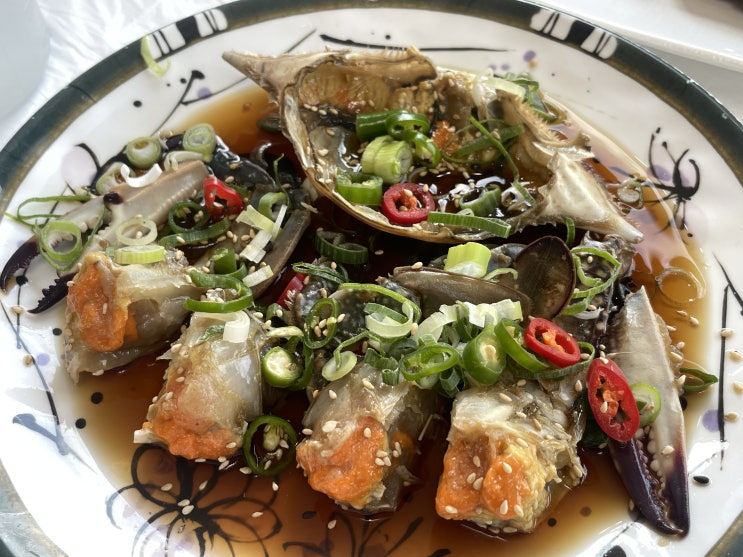  :: 군산 게장 ::  간장게장과 보리굴비가 맛있는 해담에서 점심 먹었다.
