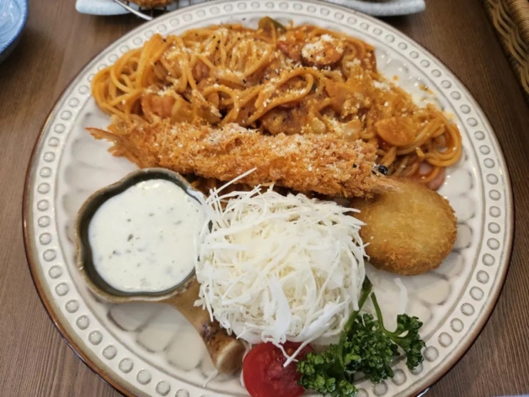 드디어 먹어본 나폴리탄! 부산 광안리 고향카츠 후기 드디어 먹어본 나폴리탄! 부산 광안리 고향카츠 후기