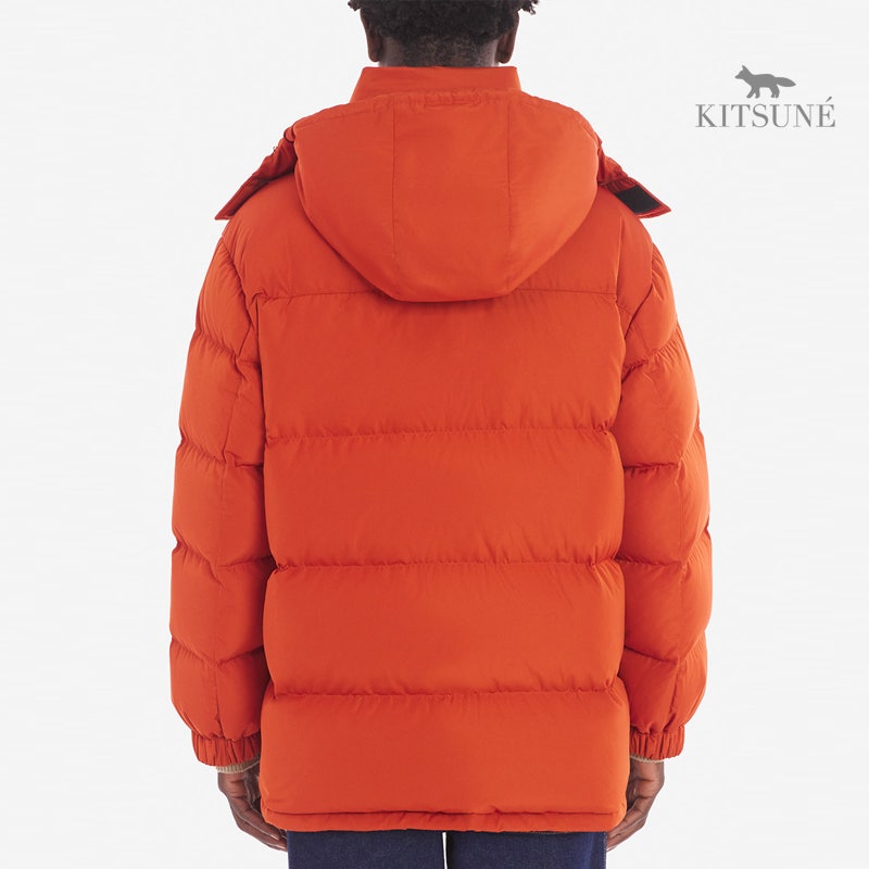 메종키츠네 23FW FOX HEAD 패치 나일론 볼드 후드 다운 패딩 RD