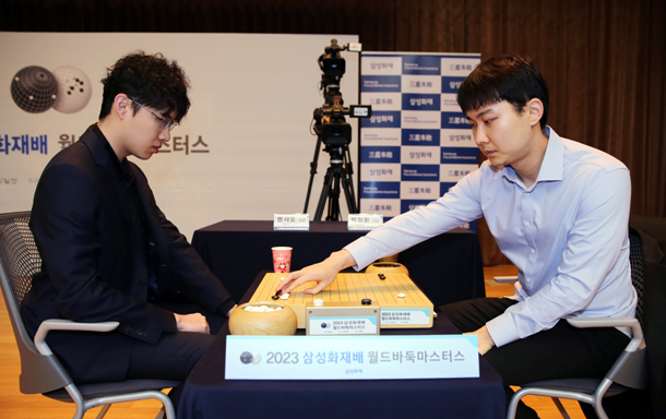 2023.11.22 <b>삼성</b>화재배... 구쯔하오 9단 상대로 승리, <b>4강</b> 선착