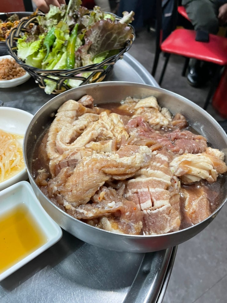  서원시장 사람이바글바글한 돼지양념갈비,생갈비 맛집 "온천돼지갈비"