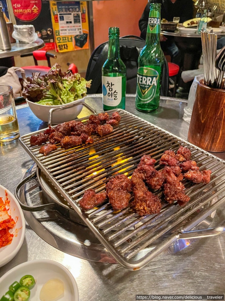  남부터미널맛집 진오돌뼈 - 술이 술술 들어가는 찐 동네 맛집 추천