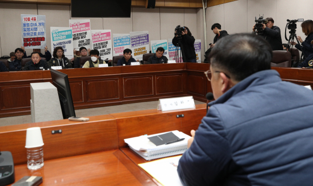 <b>서울지하철</b> 파업 철회...노사협상 <b>타결</b> 정상운행