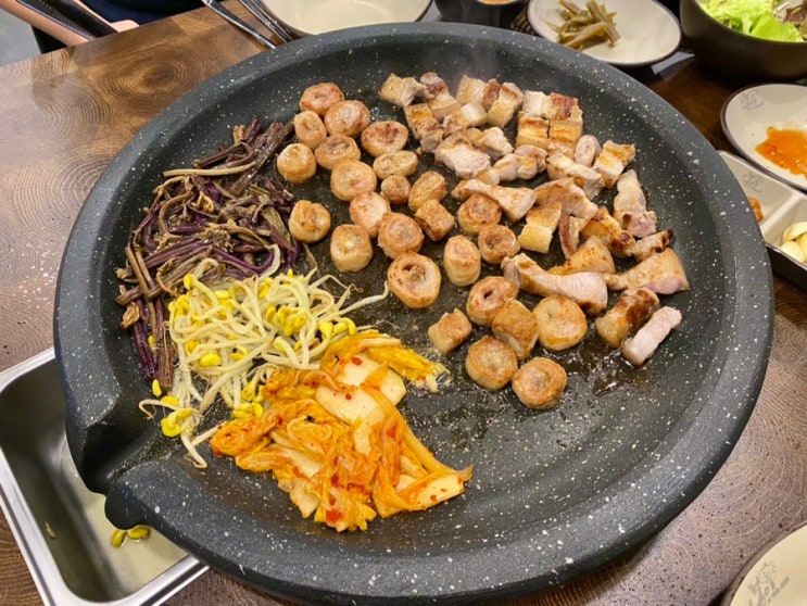 [창원/중앙동] 고소한 막창과 삼겹살을 둘 다 먹고싶을 때 :: 봉이생막창생삼겹