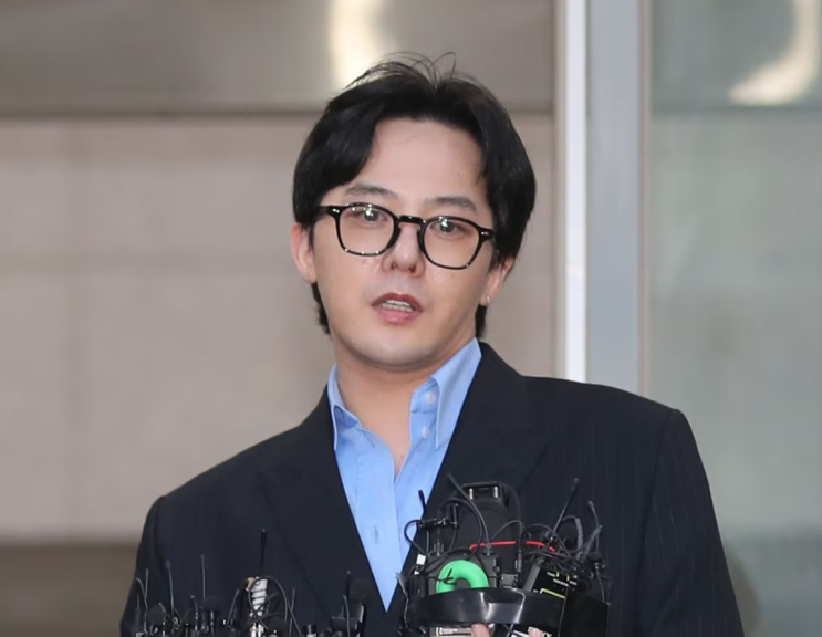 22일 손발톱 정밀검사 결과 음성 / <b>지드래곤 악플러 고소</b>