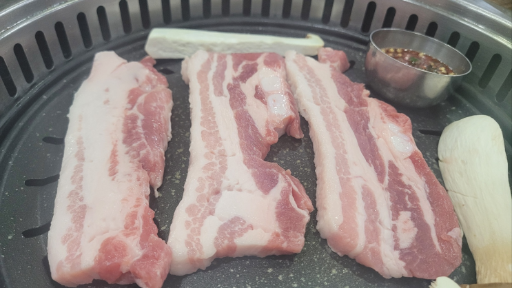  [동네 맛집] 다대포 청마루, 삼겹살이 입에서 녹는다!