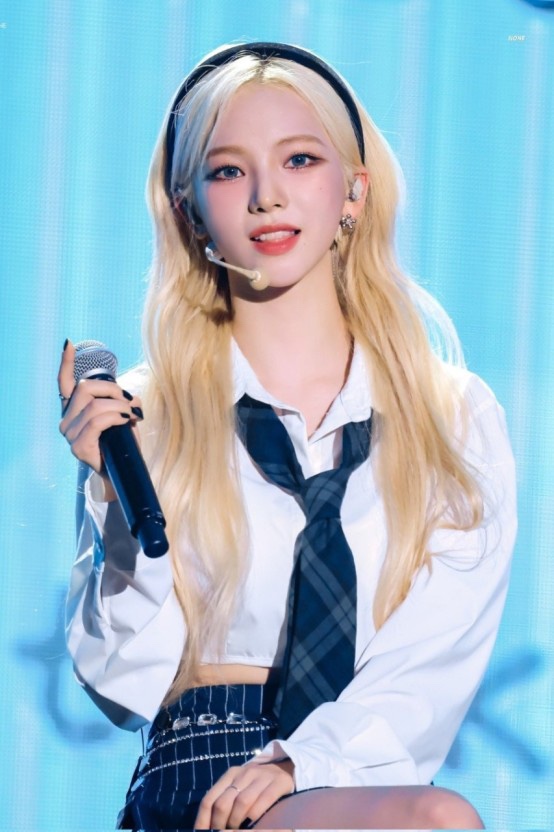  보그헤어홍대미용실ㅣ백금발탈색잘하는곳ㅣ은주실장