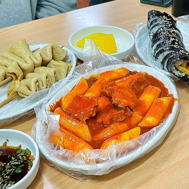  [장충동/동대 입구] “진아네 떡볶이” 포장마차 느낌 분식집