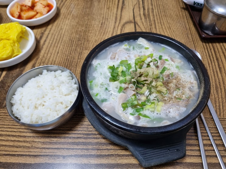  대구 공항시장 내 대박국밥집