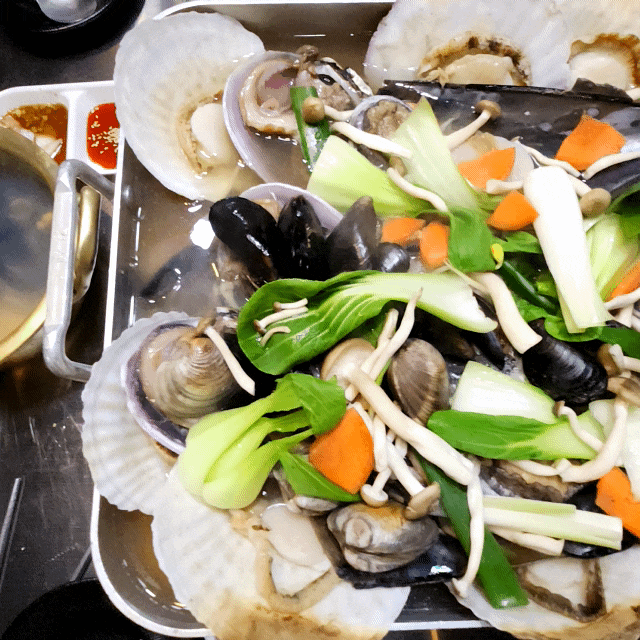  대구 신암동 닭품은조개찜맛집, 평화시장 인천상륙작전 본점