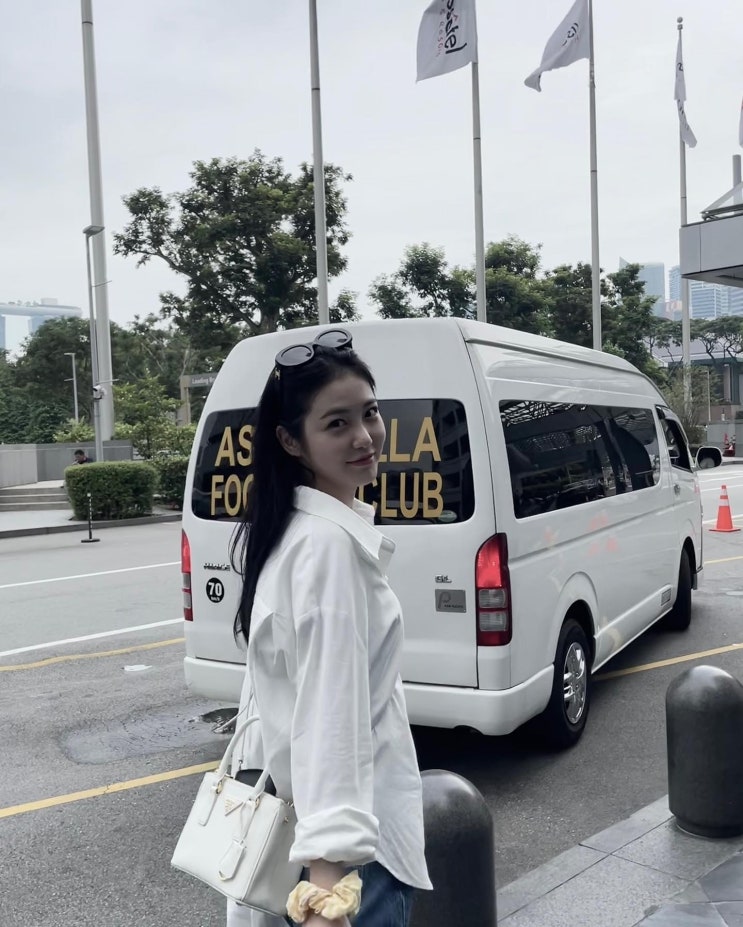 신예은 셀린느 트리옹프 01 남자 여자 연예인 선글라스 브랜드 추천 신예은 셀린느 트리옹프 01 남자 여자 연예인 선글라스 브랜드 추천