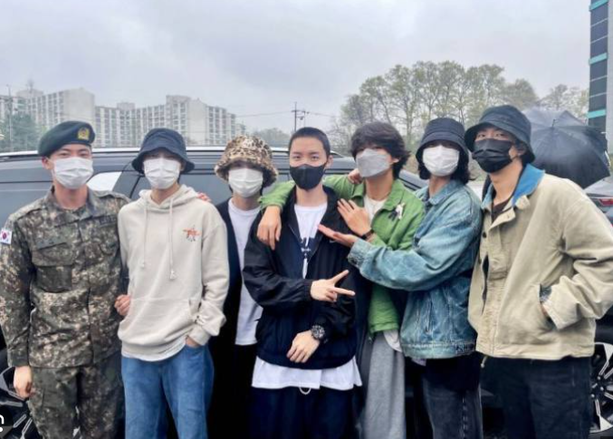 BTSのRM、ジミン、V、ジョングクが兵役入隊を発表