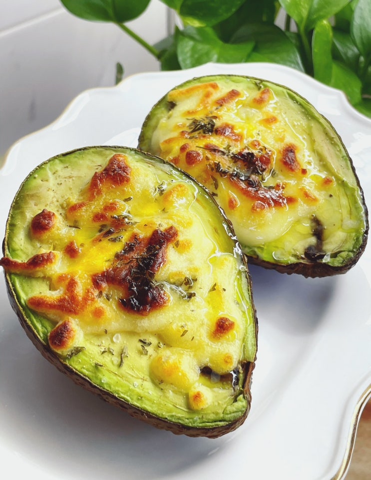  아보카도구이 다이어트 아보카도자르는법 후숙아보카도 먹는법 손질 쉬운 아보카도요리