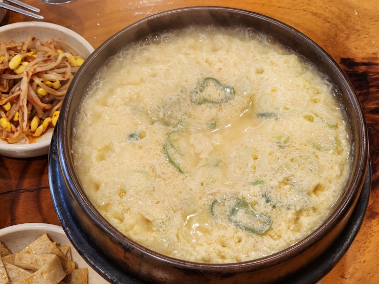  신사동 직장인 줄서는 점심 맛집 ::김북순큰남비집 본점::