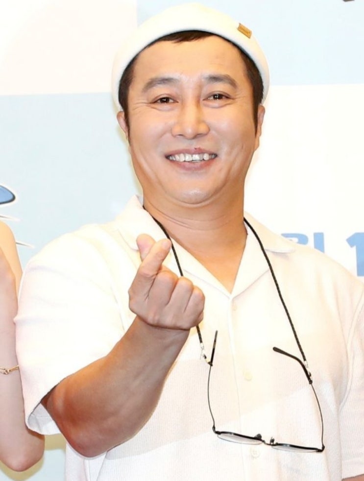 <연예가핫이슈> 결혼 12년 만에 이혼 소식 알린 김병만 “산속에 3년간 있었다” (+인터뷰 내용) <연예가핫이슈> 결혼 12년 만에 이혼 소식 알린 김병만 “산속에 3년간 있었다” (+인터뷰 내용)
