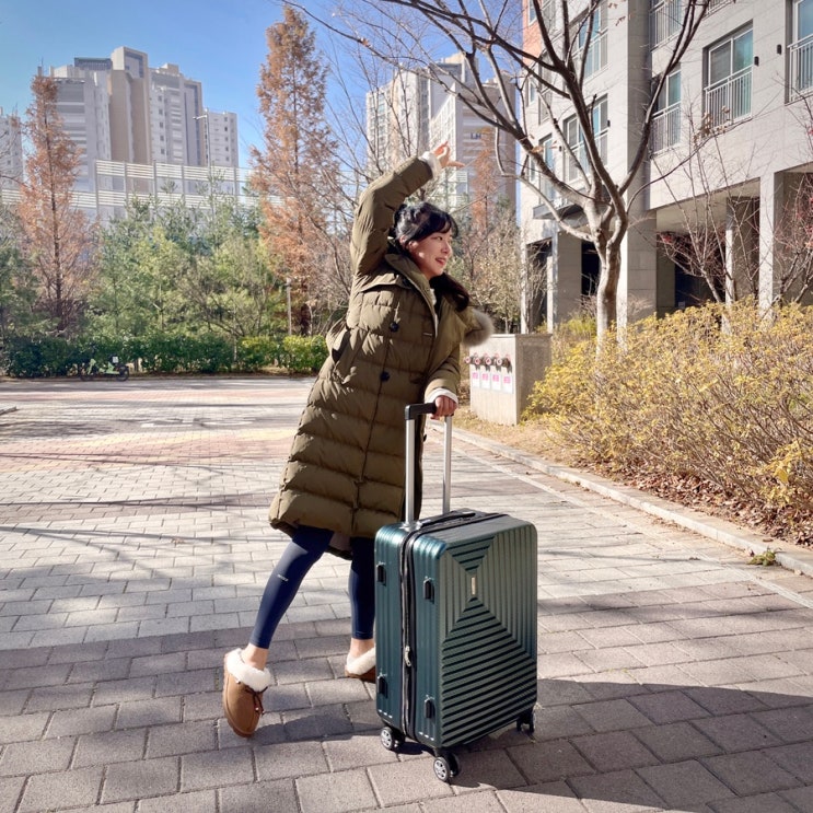  화물용캐리어 루이비아제 24인치 여행가방 K멤버스 교원몰