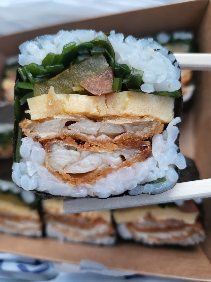  제주공항 근처 김밥 맛집 제주산 갈치김밥 은갈치김밥