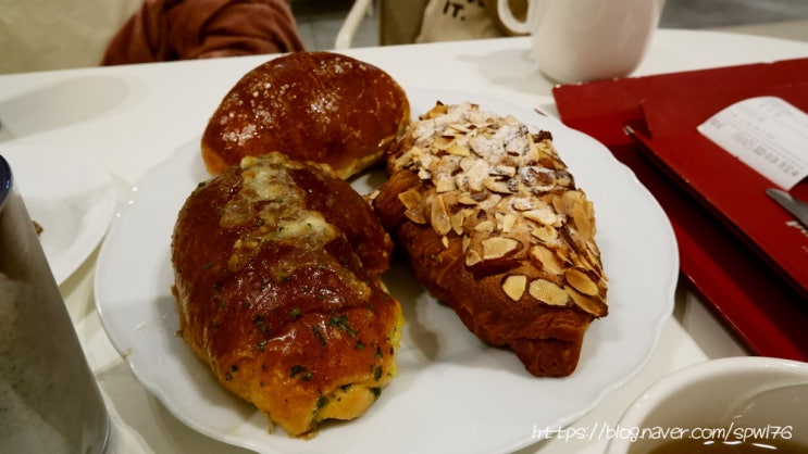  동성로 대형 빵집 카페 팡팡팡 갔다온 후기