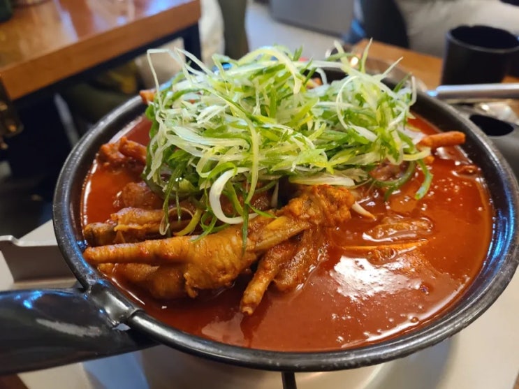  서울 중랑구 닭발 맛집 최고의 맛 자랑 여봉닭발 중랑 본점