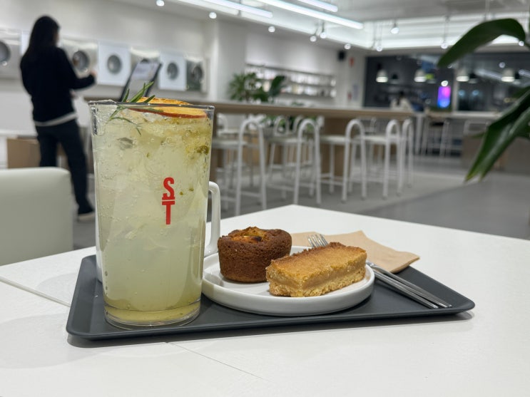 강남역카페 스템커피 강남점 커피와 티케익, 버터바맛집