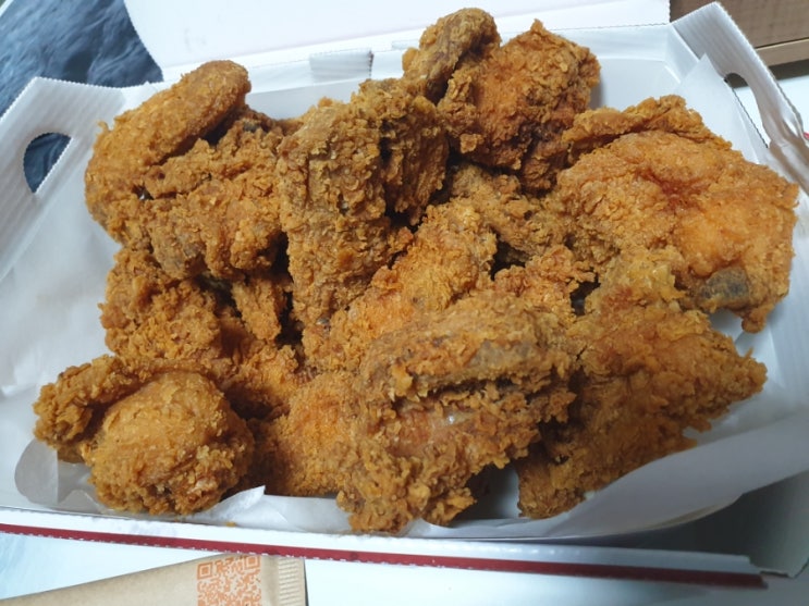 BBQ치킨 핫 황금올리브 크리스피 찐솔직후기 (Feat. BBQ 추천메뉴) BBQ치킨 핫 황금올리브 크리스피 찐솔직후기 (Feat. BBQ 추천메뉴)