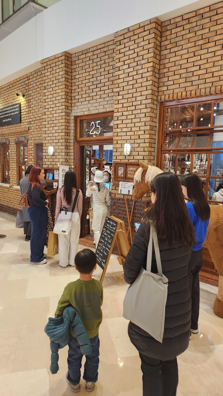  런던베이글 _ 롯데타워점