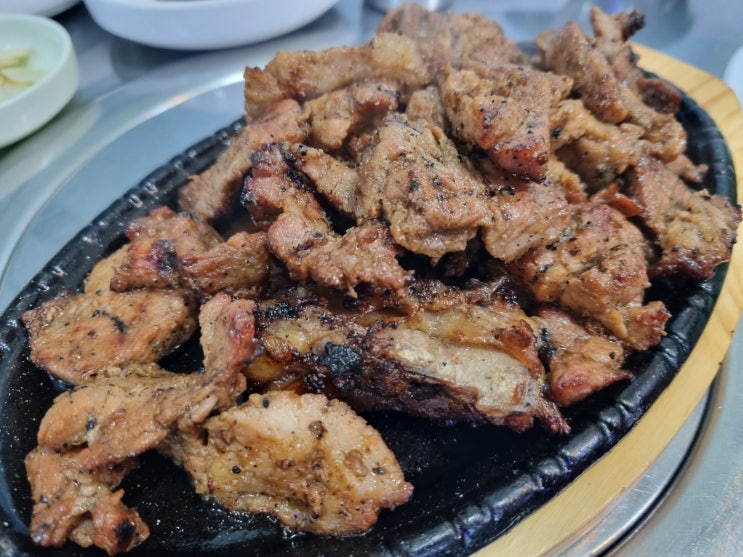 [서울 제기동역 맛집] 경동연탄돼지갈비, 불맛나는 고기와 비빔냉면!