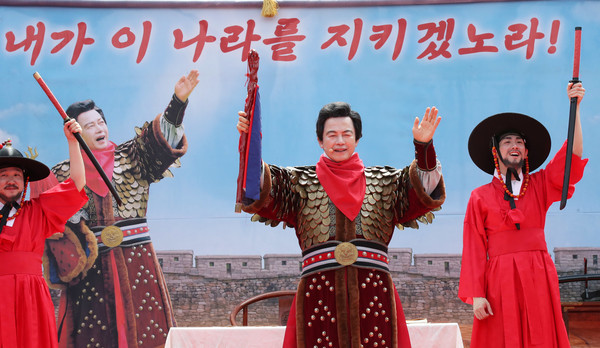 하늘궁'서 입소자 80대 숨져...<b>경찰</b>, 부검 의뢰·'<b>불로유</b>' 조사