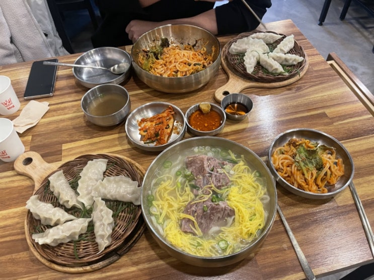  [파주 맛집] 뼈칼국수 비빔칼국수 고기만두 - 파주뼈칼국수 교하제면소