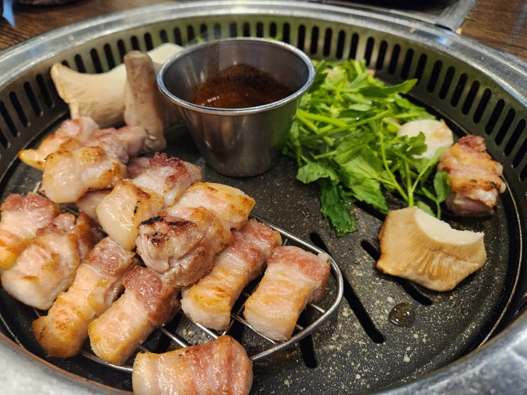  서현 고기집 삼겹살 맛집 회식 육화몽 서현점