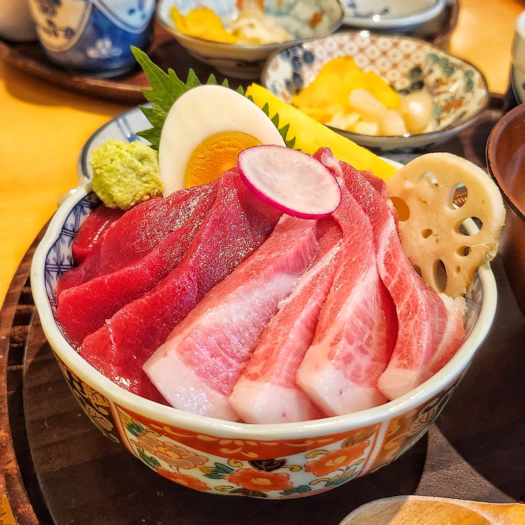  도산공원 맛집, 청담돈, 압구정로데오 혼술 겸 혼밥 추천 식당