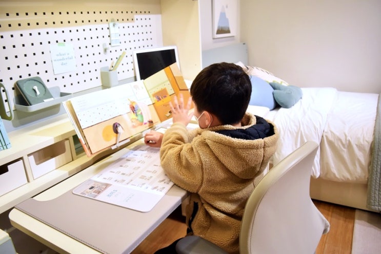  아이방인테리어 초등학생책상 집중력 높여주는 한샘조이S 2