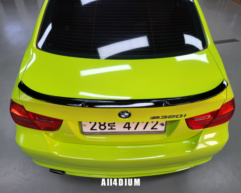 BMW E90 3시리즈 화사한 라임그린 전체랩핑 시공 / [올포디움 천안아산 본점]