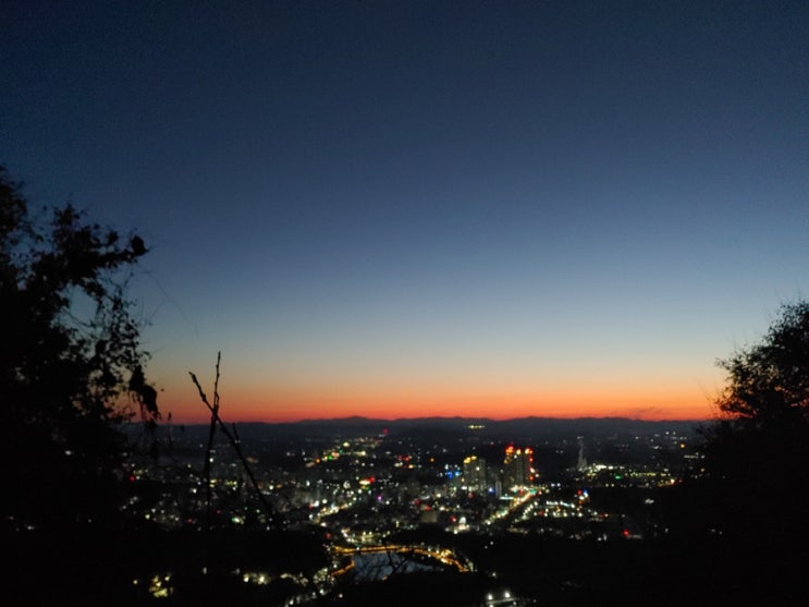 오늘아침, 설봉산에서 본 이천의 모습들(동영상) 오늘아침, 설봉산에서 본 이천의 모습들(동영상)