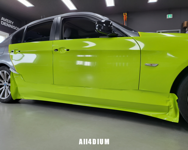 BMW E90 3시리즈 화사한 라임그린 전체랩핑 시공 / [올포디움 천안아산 본점]