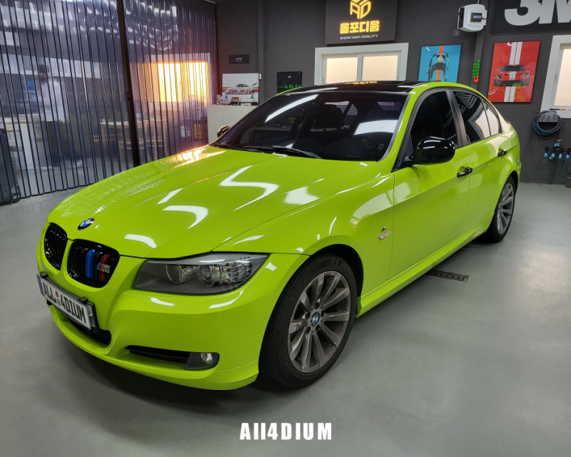 BMW E90 3시리즈 화사한 라임그린 전체랩핑 시공 / [올포디움 천안아산 본점]