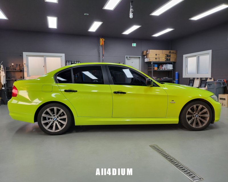 BMW E90 3시리즈 화사한 라임그린 전체랩핑 시공 / [올포디움 천안아산 본점]