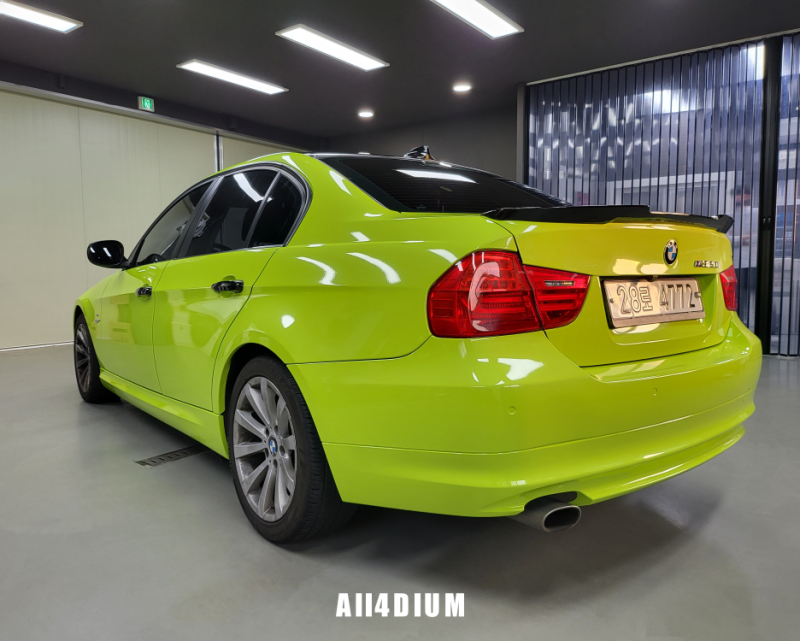 BMW E90 3시리즈 화사한 라임그린 전체랩핑 시공 / [올포디움 천안아산 본점]