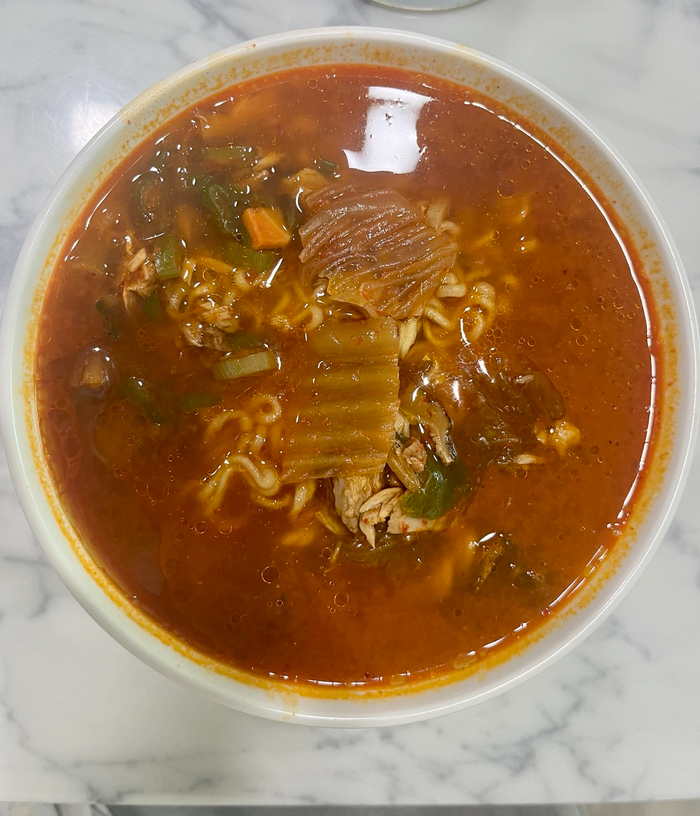  [집종원 레시피] 얼큰하고 칼칼한 '참 치 김 치 라 면'