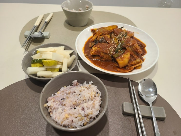  [집밥-보통날] 고등어 김치찜