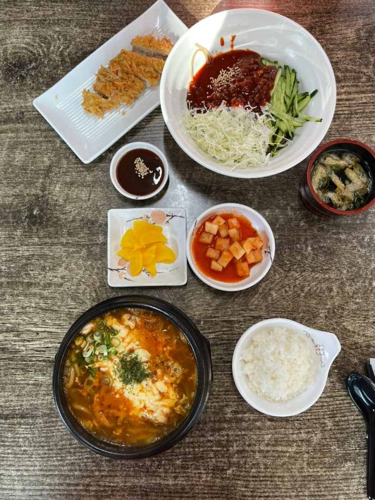 거제동밥집 모미루돈 연산동모밀 돈까스 맛집!