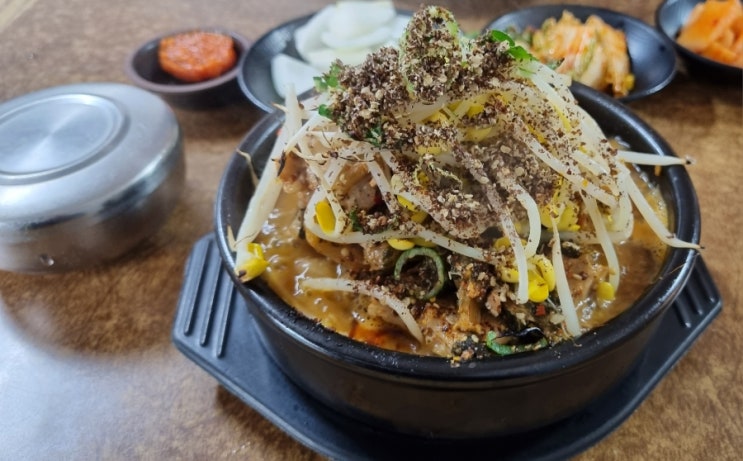  위미다온국밥 [제주/남원/위미항 맛집/뼈해장국/매운갈비찜/감자탕]