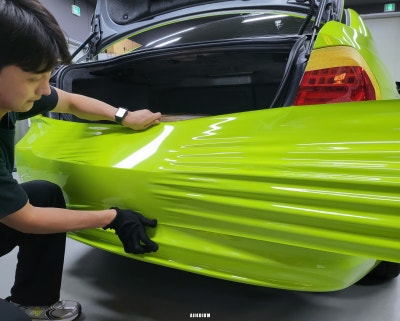 BMW E90 3시리즈 화사한 라임그린 전체랩핑 시공 / [올포디움 천안아산 본점]