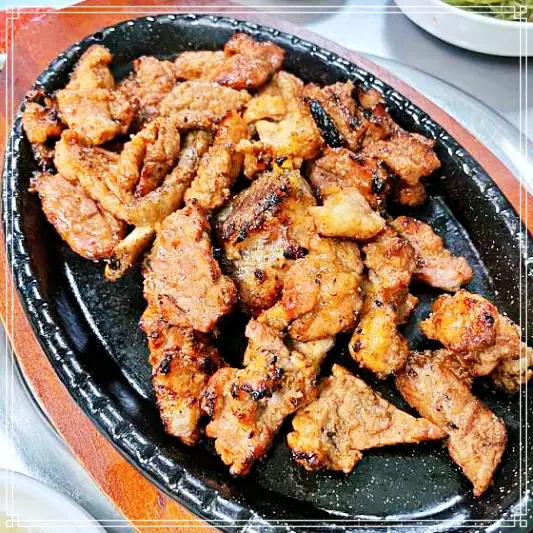  경동시장 제기동 돼지갈비, 잔치국수 맛있는 식당 코너의 인기 연탄숯불갈비과 세월을 역주행하는 청량리역 맛집 소개! 생방송투데이 11월29일
