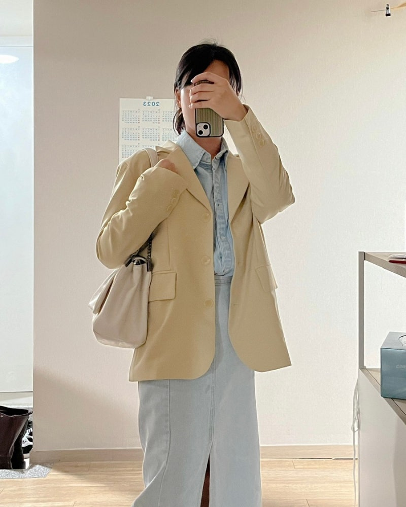 겨울 직장인 데일리룩 : 브루앤쥬디 옐로우 자켓 에잇세컨즈 자켓 롱스커트