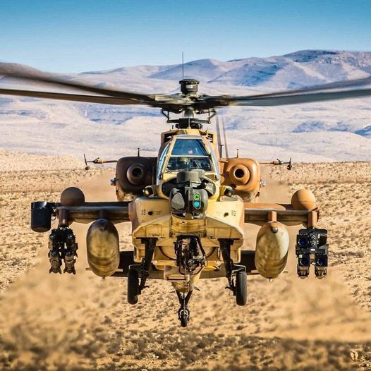 AH-64 Apache 아파치