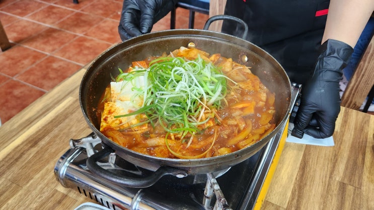  내원사맛집 '천성산가는길' 천성산 하산푸드 손두부조림 돼지두루치기
