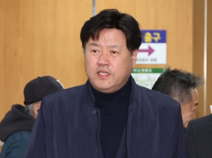 이재명 측근 <b>김용</b>, ‘<b>불법</b> 대선 경선 자금’ 혐의로 징역 5년.... 