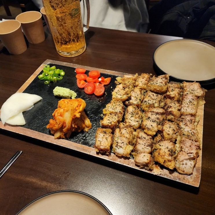  수원 아주대 술집 마늘폭탄꼬들목 수육튀김 맛집 합(合)