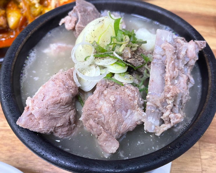  경북 영주 명동감자탕 현지인추천 맛집 하얀감자탕